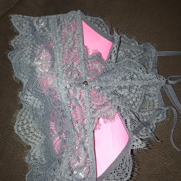 PINK VS gray Bralette . - Picture 2 of 4